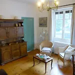 Superbe T3 Pour 7 Pers. Avec Wi-fi Et Parking A Luchon - Fr-1-313-188 *