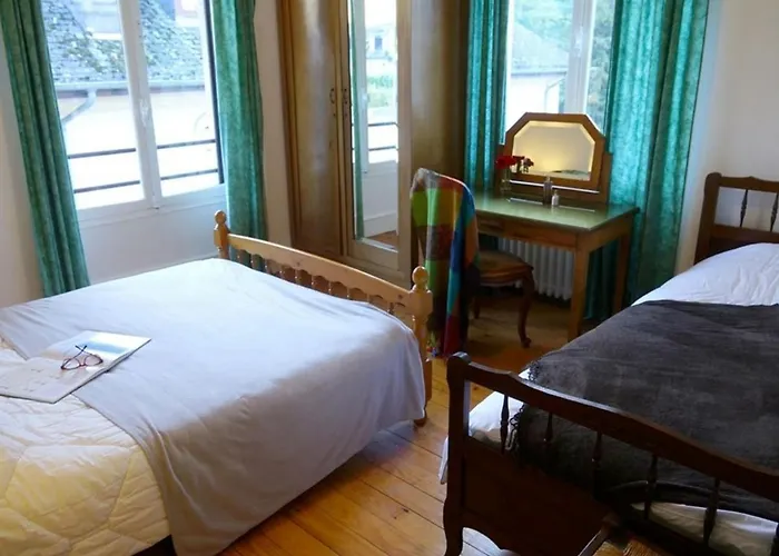 Bagnères-de-luchon, 3 Pièces, 7 Personnes - Fr-1-313-188 Appartement